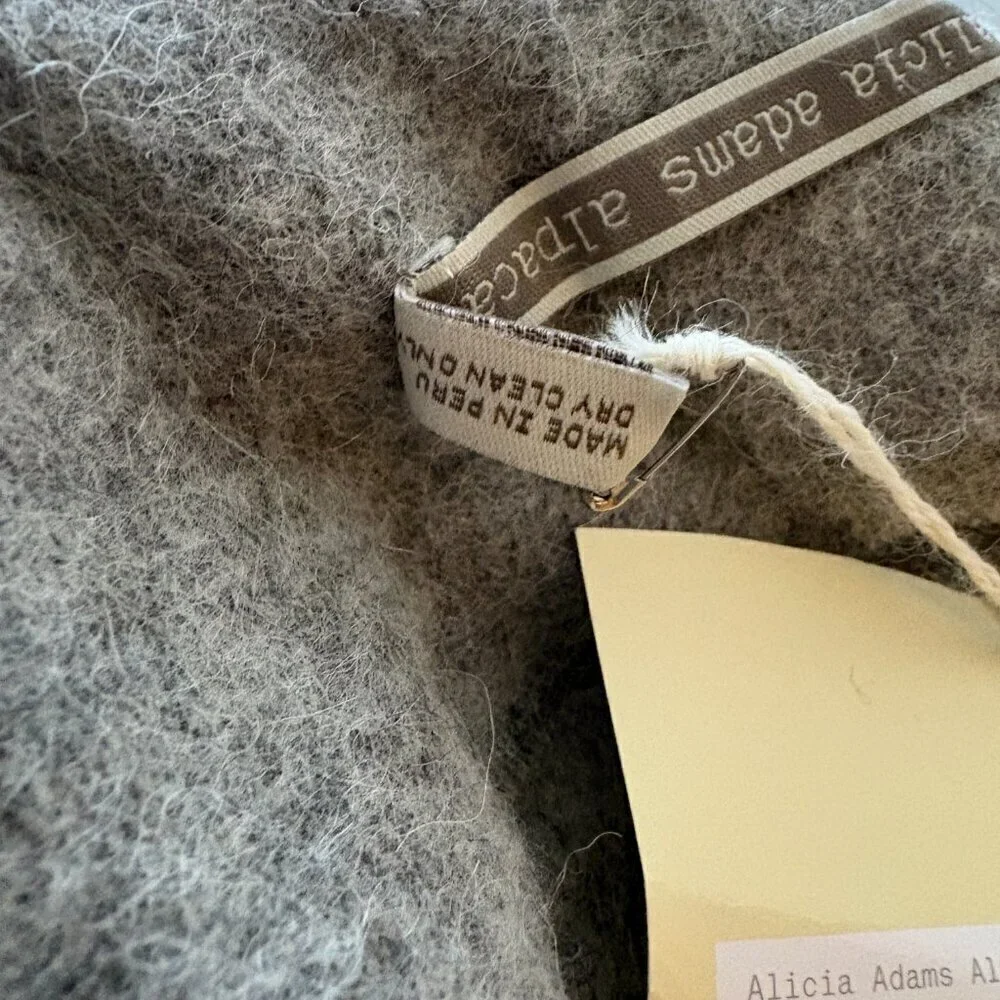 NEW NWT Alicia Adams Alpaca - Alpaca & Wool Blend Blanket Throw Wrap Scarf Grey